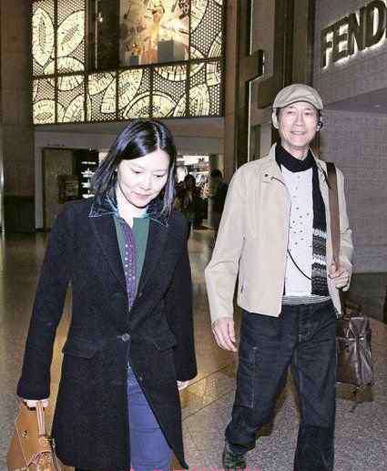 郑少秋老婆 郑少秋老婆是谁 郑少秋老婆官晶华资料和照片