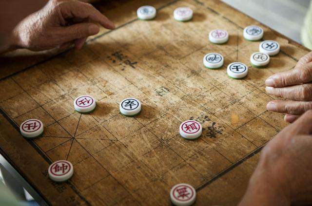 象棋最厉害的开局布阵 谈谈象棋布局心得，象棋的开局到底该如何学好？