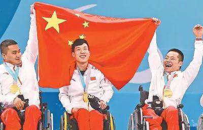 中国首次参加残奥会 中国在冬季残奥会历史上的第一枚金牌诞生，请记住他们的名字！