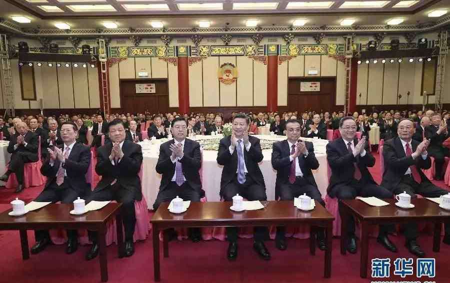 科斯塔库弗斯 光明早报：24城启动污染红色预警；今年股民人均亏5万