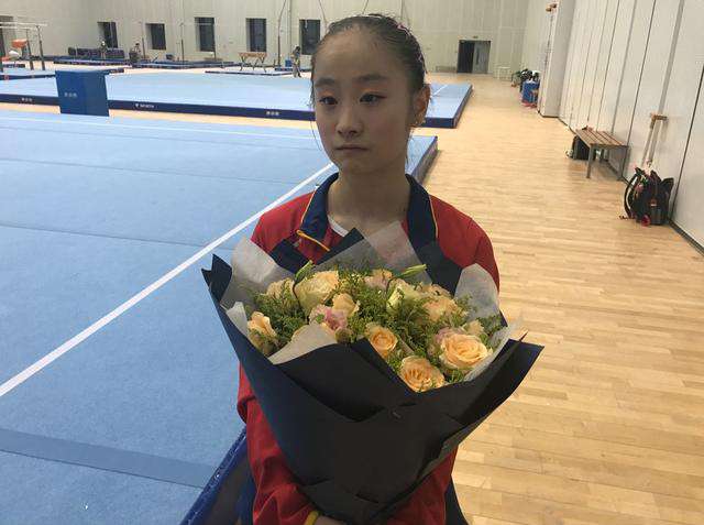 中国女子体操队队员 中国女子体操队谭佳薪，不但迷王者荣耀感情心事也不少
