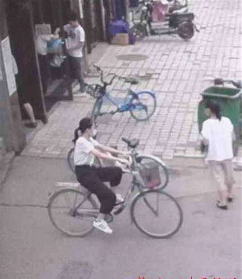 武汉最新新闻 武汉15岁女生杨泗港大桥失踪5天无消息 肖琳娟照片资料