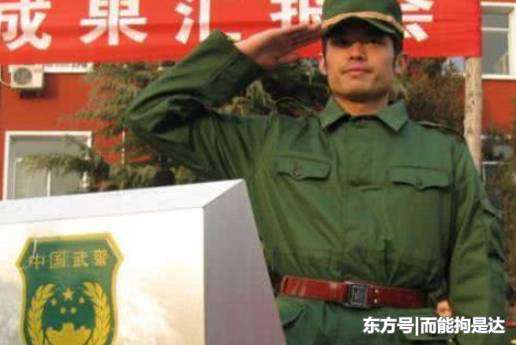 林丹军衔 中国体坛有军衔的9位远动员，林丹军衔最低，最后一位少将军衔