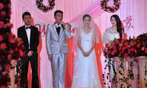 李乃文老婆 李乃文老婆是谁 李乃文老婆黄曼资料照片