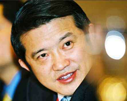 陈东升与孔东梅 泰康人寿董事长陈东升和老婆孔东梅个人资料照片