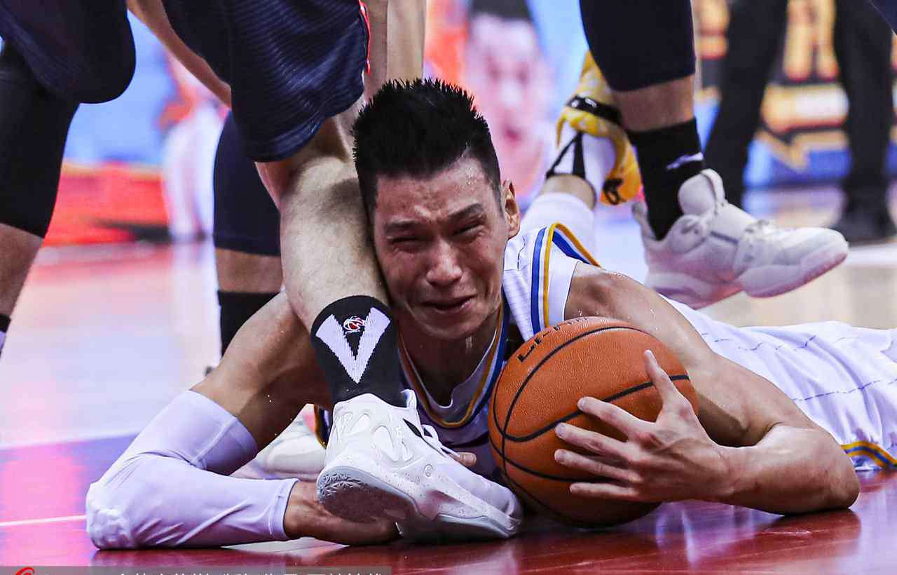 林书豪哪里人 最血性最强硬，这是林书豪和北京队的冠军基因