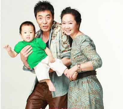 刘威老婆 刘威妻子究竟是谁 刘威妻子资料照片