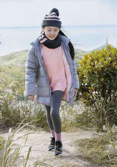 adidas羽绒服 阿迪达斯推出全新冬季儿童运动装备 打造新体验