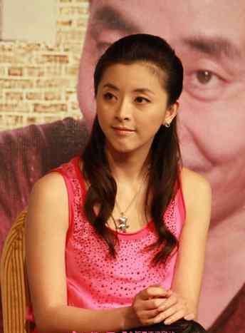 黄小蕾整容 黄小蕾整容前后照片 黄小蕾真的整容了吗