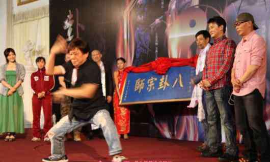 欧力豪 欧力豪个人资料照片 欧力豪导演过的电影作品