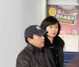 央视记者杨迪 水均益妻子杨迪资料和照片