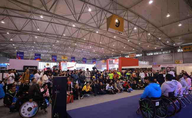esh 高手对决！2019成都马拉松特邀运动员见面会召开