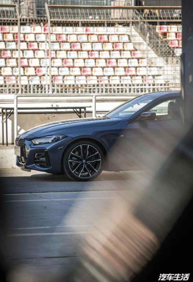 宝马手机 没有钥匙怎么试驾？全新BMW 4系：带手机就行