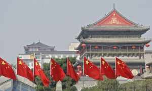 中国的希望之光 全球黑暗第一季正式启动 全世界都在看着中国