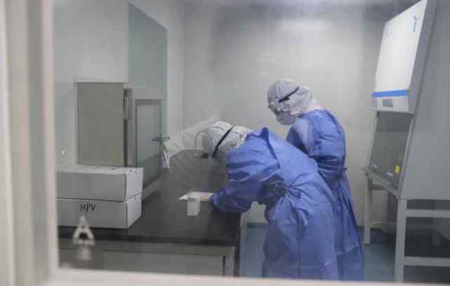 贵定县人民医院 我州已建成16家核酸实验室，每天可检测近10万份标本