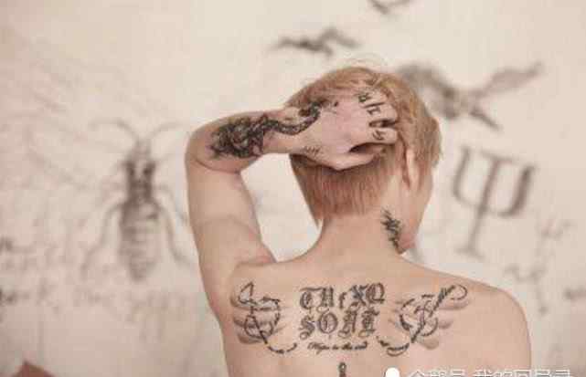 李耀阳纹身纹的什么 最喜欢纹身的男星，吴亦凡纹的字母，只有他敢纹花臂！
