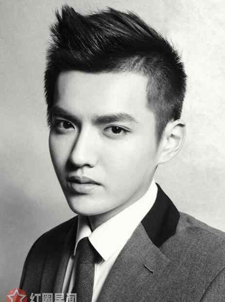 吴亦凡家境秒杀一切 吴亦凡家境秒杀一切 吴亦凡私生活不检点遭人吐槽