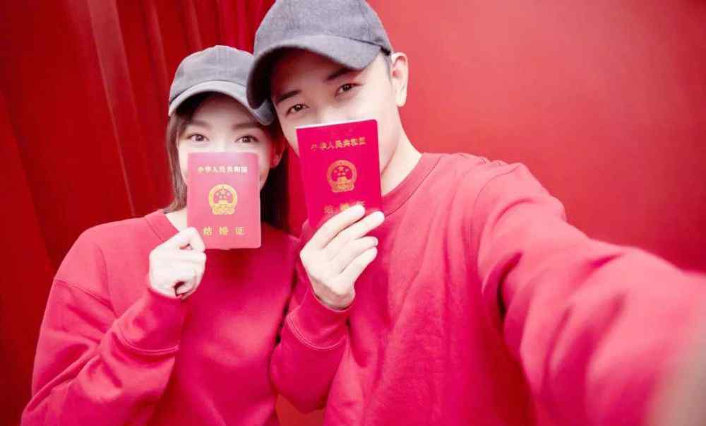 唐嫣结婚 闺话丨唐嫣罗晋结婚2周年：你有没有嫁对人，笑容骗不了人