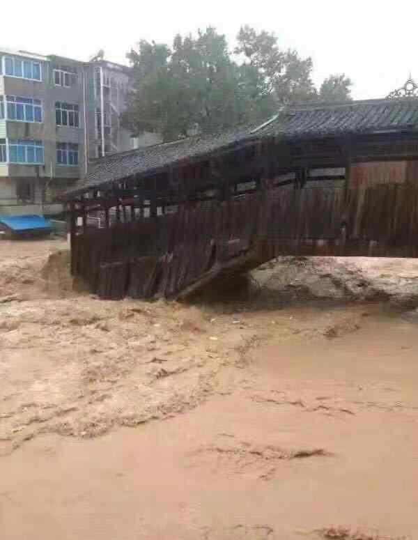 莫拉蒂 台风莫拉蒂暴雨倾盆 温州3座国宝廊桥被毁