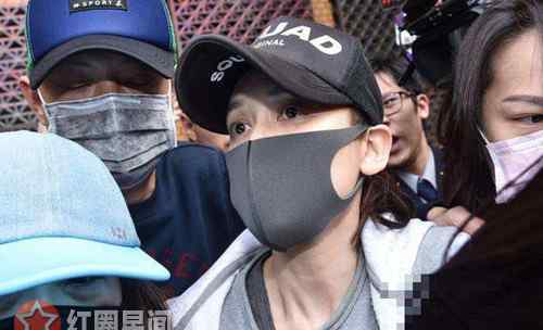 陈乔恩暴瘦露面 陈乔恩暴瘦露面容颜憔悴 陈乔恩酒驾后闭门思过29天