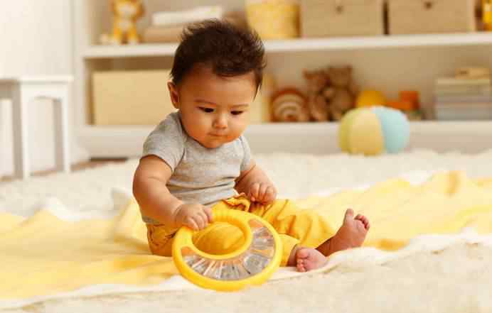 小孩腹泻怎么办 宝宝出现腹泻怎么办？最全解答来了