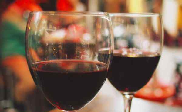 进口澳洲红酒 中国被指暂停进口澳大利亚葡萄酒 另外7种商品也在列