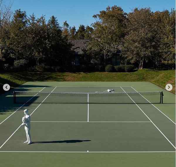 网球拍什么牌子质量好 球拍的轻重、软硬有什么区别？怎样才能挑选到合适的网球拍？