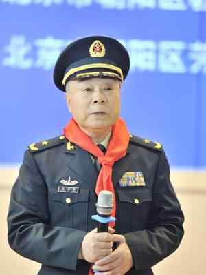 张西南 张西南：“红领巾 红军行”为我们的提案提供了鲜活的案例