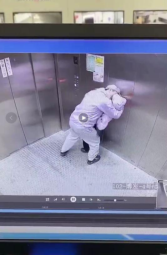 11秒电梯不雅视频疯传 主角是上海2例新冠确诊者？真相来了！