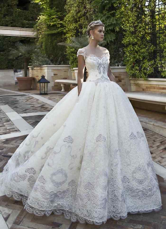 高档婚纱 国际十大顶级婚纱礼服高级定制品牌
