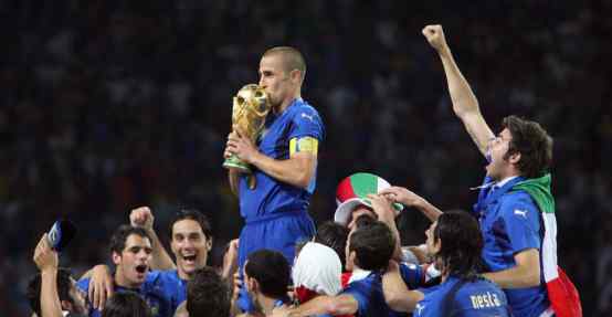电话门 2006年的世界杯，经历了电话门的意大利，是如何夺得冠军的
