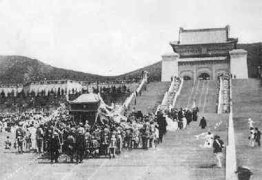 哭陵事件 1947年数百国民党将军集体到中山陵“哭陵”诉何委屈？