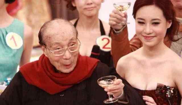 黄美珍 捧起半个香港娱乐圈，90岁高龄还想娶妻生子，数百亿身家全捐内地