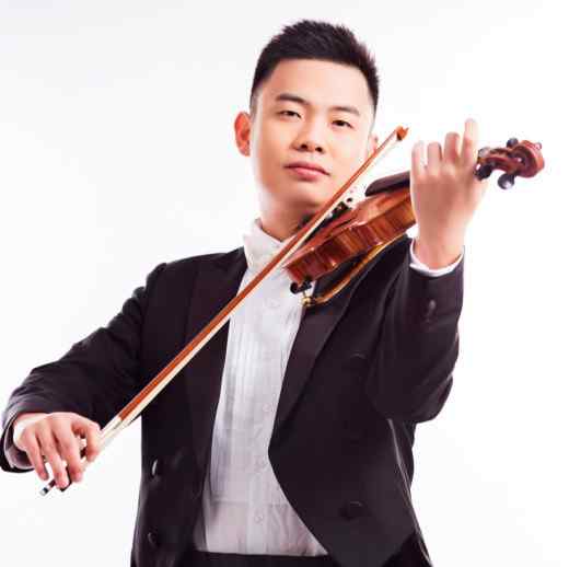 胡菲菲 专访小提琴老师张建：用心灵音符奏出美妙旋律