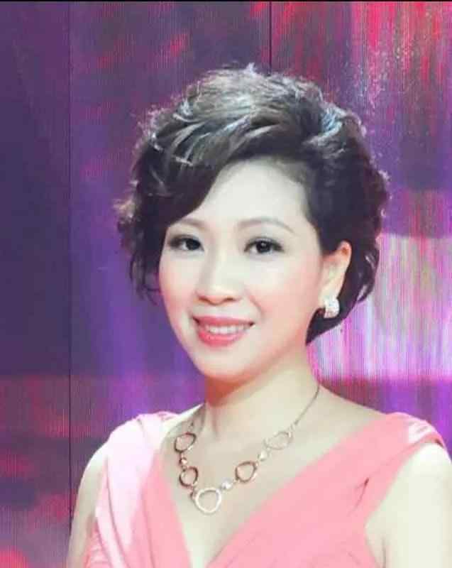 舒力生 王惠明被封广东最具女人味的主持人，曾主持国内首档时尚节目