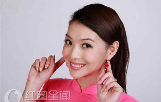 栗坤 栗坤胸怎么那么大 栗坤的大白胸罩
