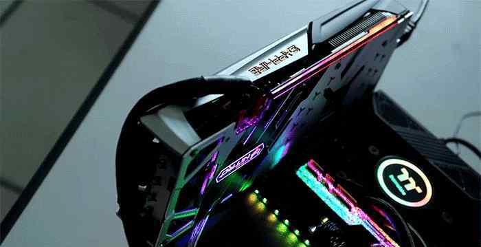 5700 蓝宝石RX 5700XT超白金OC评测:被压榨出所有潜能的5700XT能战2070S吗？
