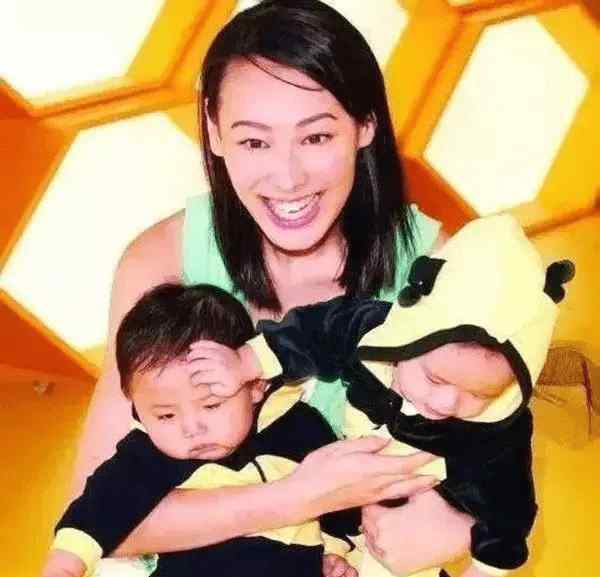梁洛施李泽楷分手原因 梁洛施，李泽楷分手10年，由于儿子的存在，与李泽楷变得难以割舍