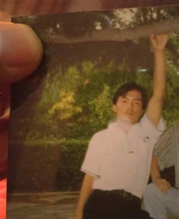 左岩去哪了 20岁男子只身前往广东投奔同学，随后音讯全无，家人找了21年没找到人，他去哪了