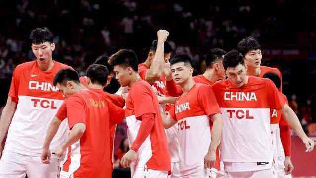亚洲男篮 中国男篮无辜受罚！世界杯+亚洲杯！FIBA对中国篮球不太友好