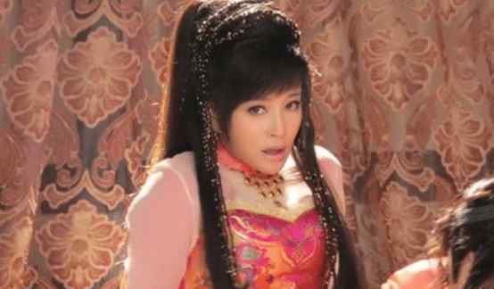 刘晓庆演少女 大龄女星出演“少女”，刘晓庆周迅不算啥，她装嫩却着实辣眼睛