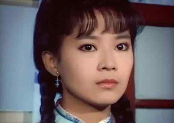 翁家明 曾是最美琼瑶女郎，被骗走800万，老公两次出轨为了孩子不离婚