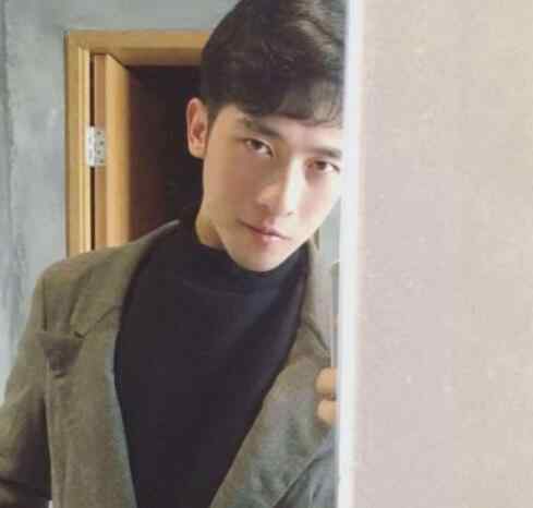 一什么森林 半藏森林和刘阳什么关系 两个人会在一起吗
