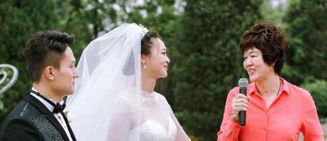 郎平结婚 铁榔头的柔情！郎平哭得最厉害的一次，就是在惠若琪的婚礼上