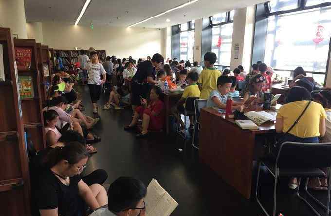 儿童图书馆 探访北京三类儿童图书馆：要么藏书多但不外借 要么针对性强但容量小