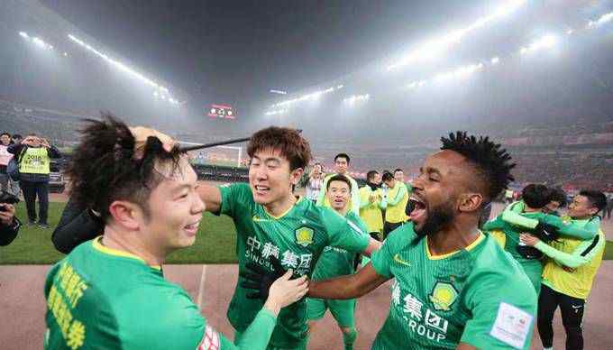 国安是冠军 国安是冠军！北京国安3-3山东鲁能，第四次夺得中国足协杯冠军