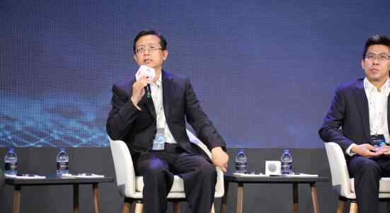 刘少华 责任与创新：博思软件刘少华总裁应邀出席华为智能数据解决方案发布会