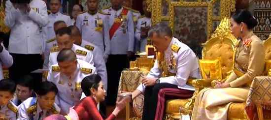 泰国国王玛哈·哇集拉隆功后宫