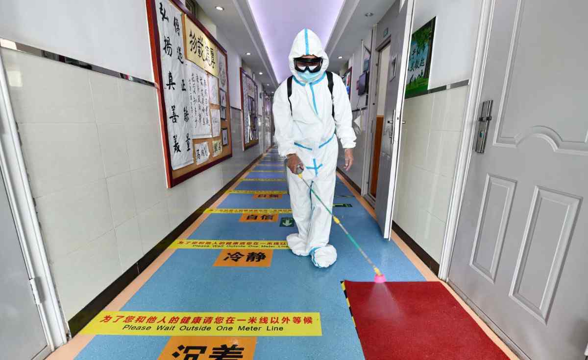 太师庄中学 北京5056个中考考场准备就绪，考生考试期间全程佩戴口罩