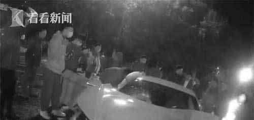 奥迪撞卡宴损失百万